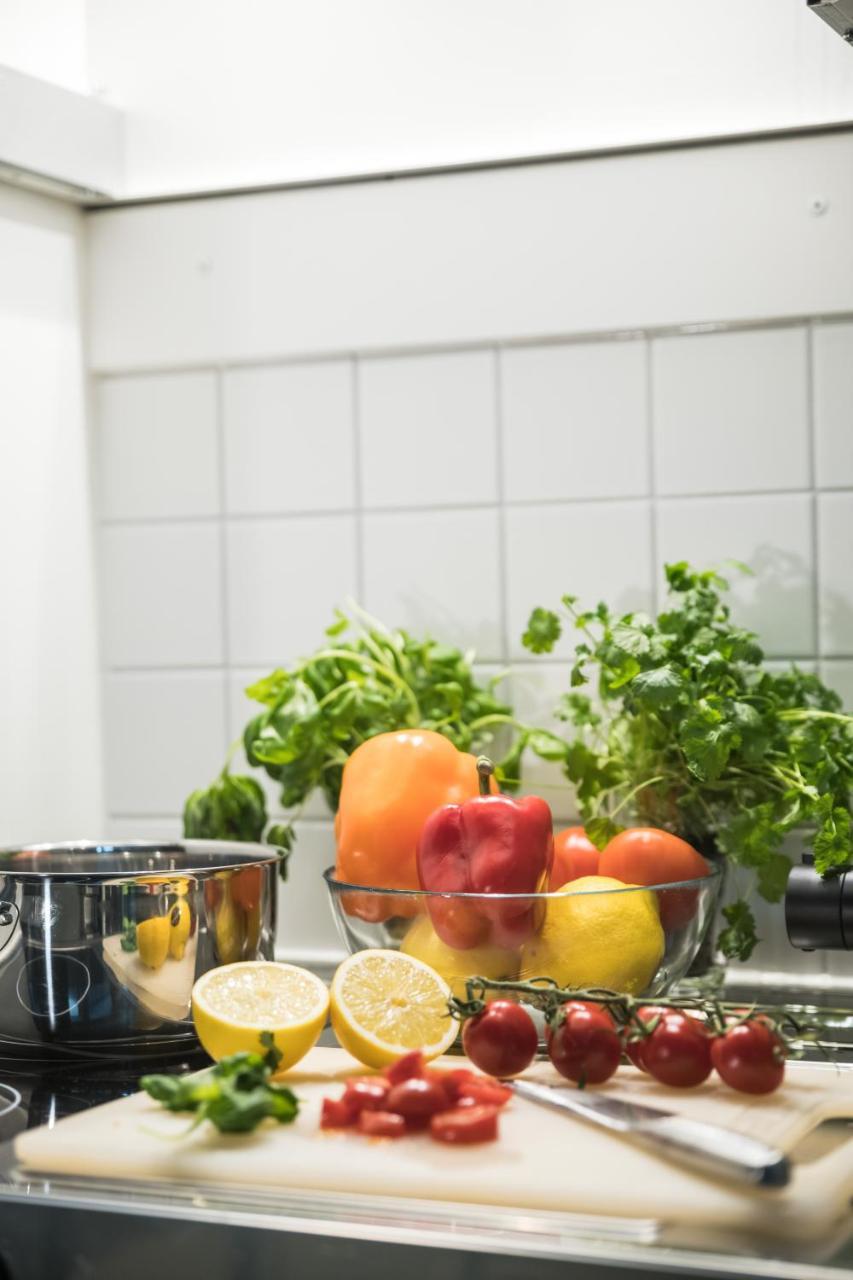 Niro Hotel Apartments Стокгольм Экстерьер фото